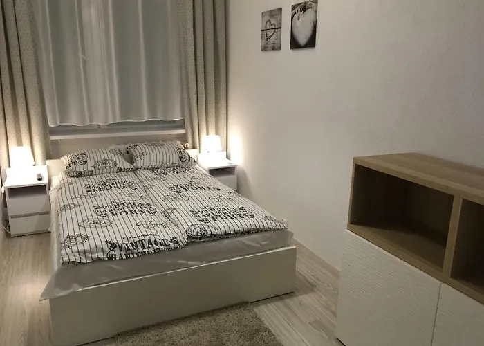 Apartment Melisa 2 *