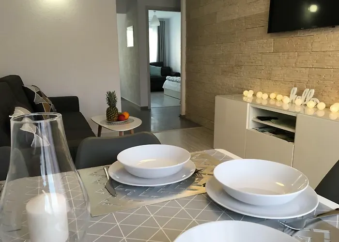 アパート Melisa 2 *